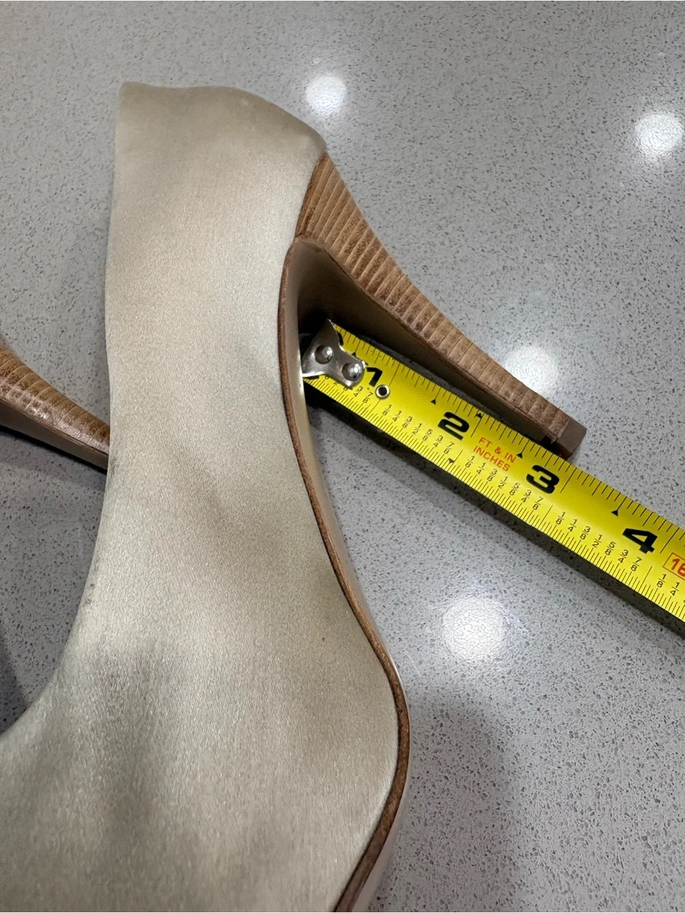 Giuseppe Zanotti beige satin peep toe pumps with Swarovski details